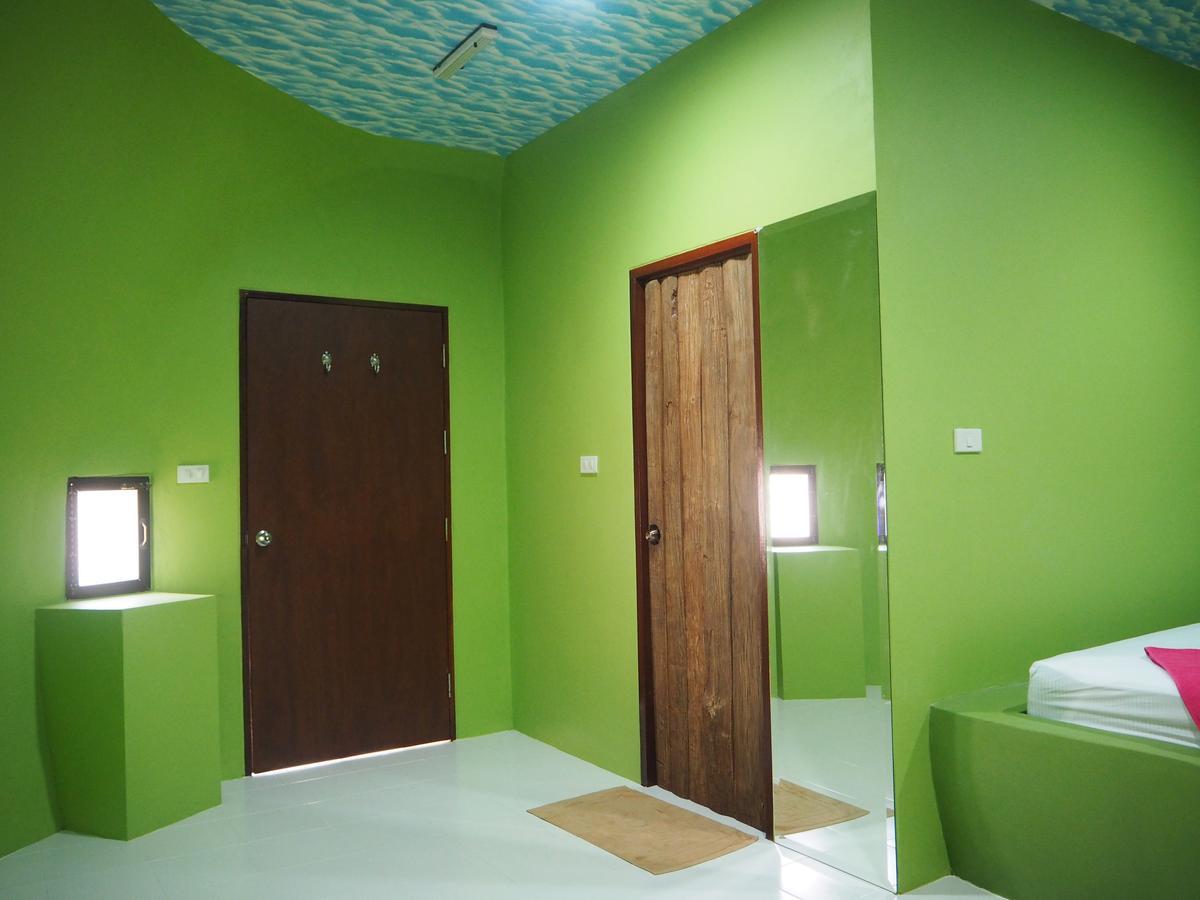 Fruit House Pattaya Motel บางละมุง ภายนอก รูปภาพ