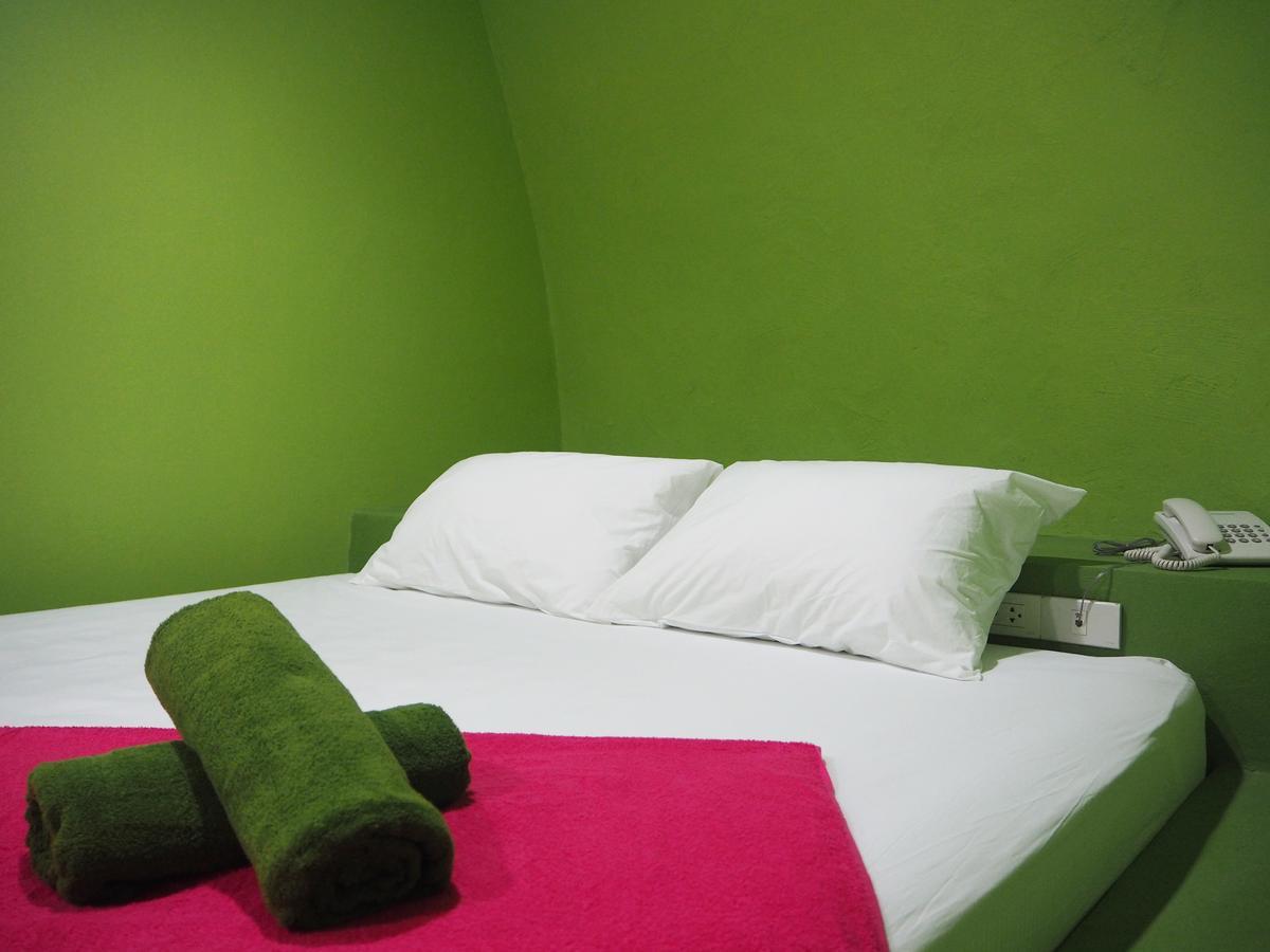 Fruit House Pattaya Motel บางละมุง ภายนอก รูปภาพ