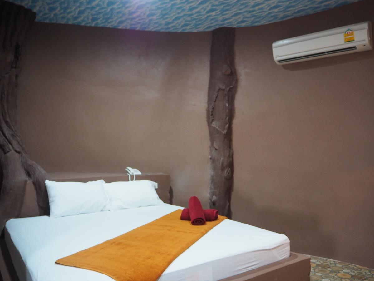 Fruit House Pattaya Motel บางละมุง ภายนอก รูปภาพ