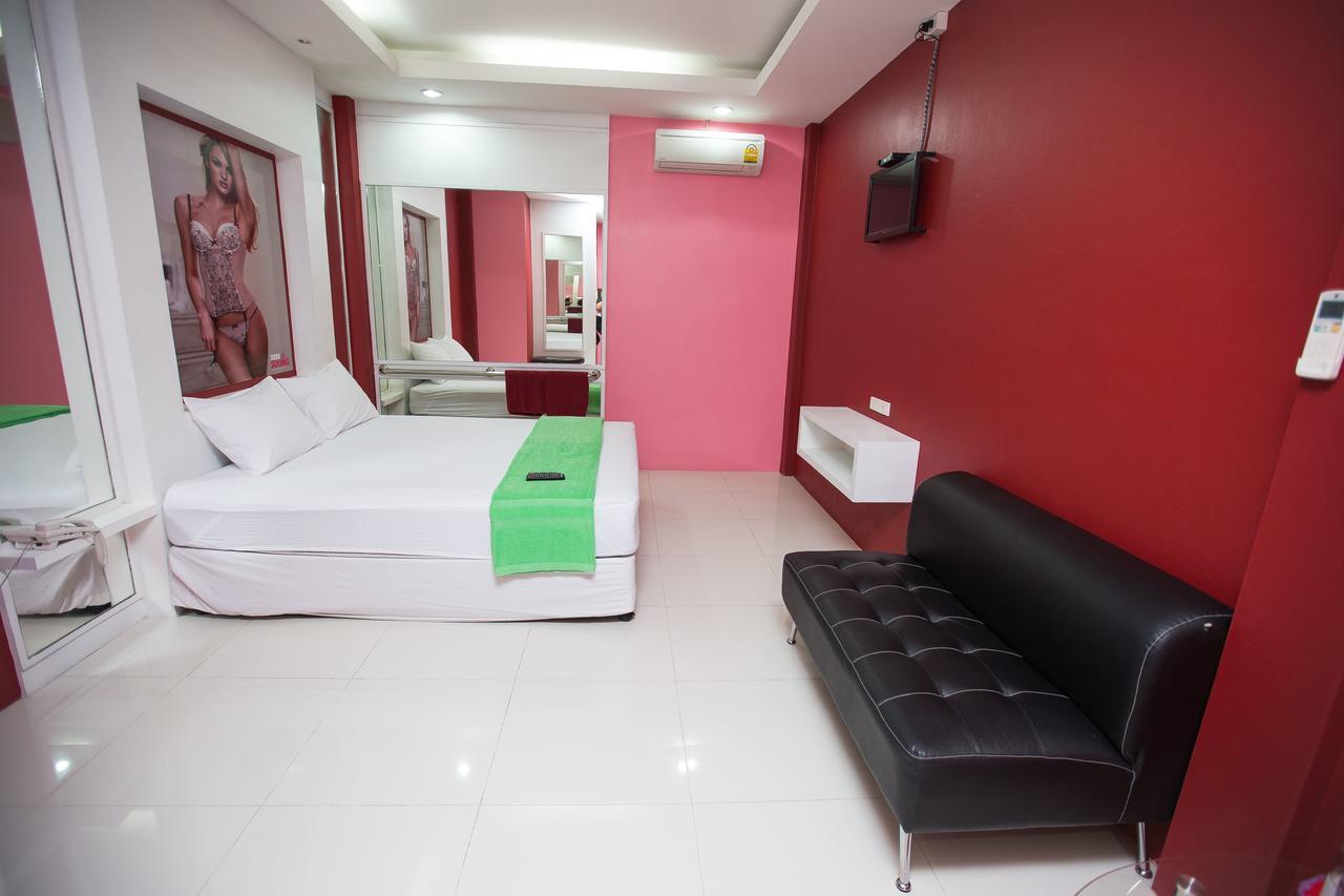 Fruit House Pattaya Motel บางละมุง ภายนอก รูปภาพ