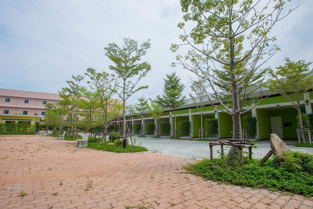 Fruit House Pattaya Motel บางละมุง ภายนอก รูปภาพ