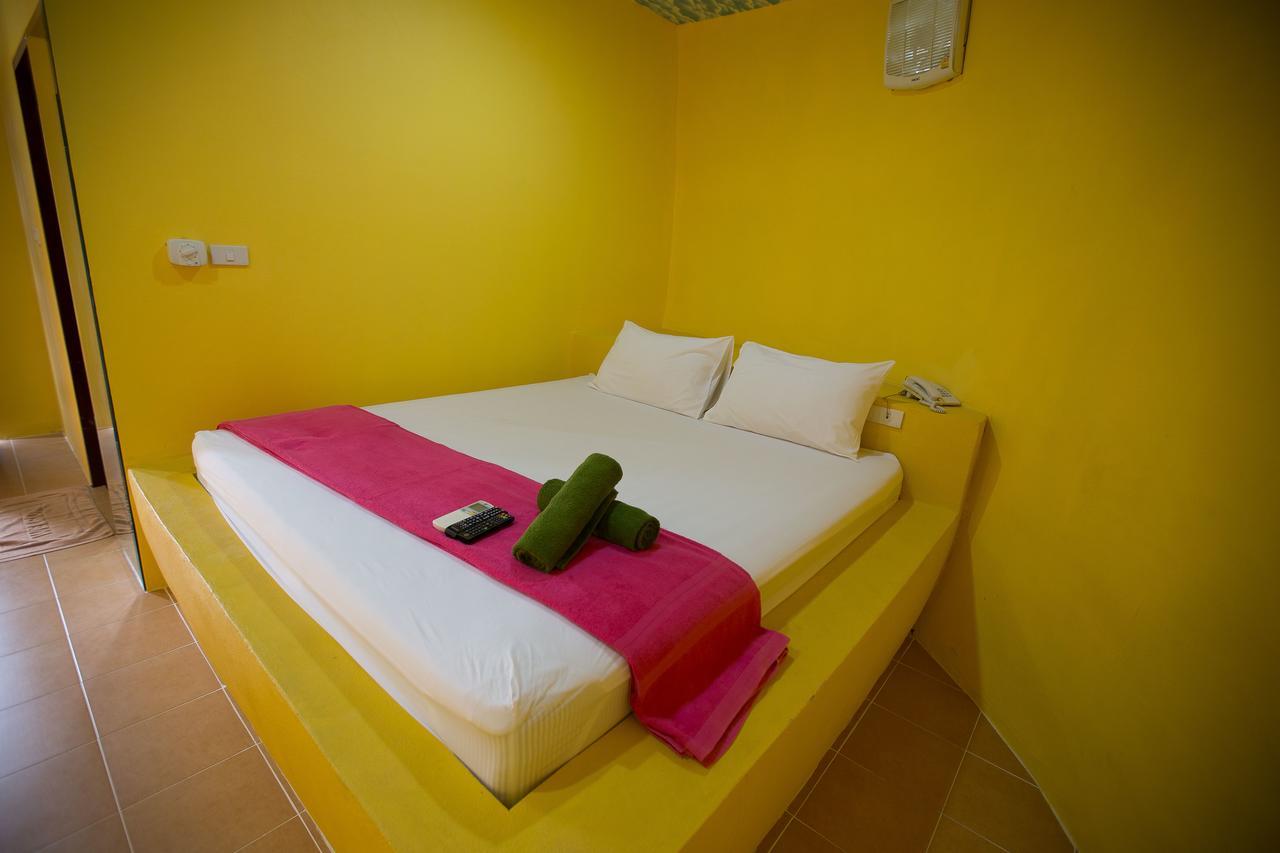 Fruit House Pattaya Motel บางละมุง ภายนอก รูปภาพ