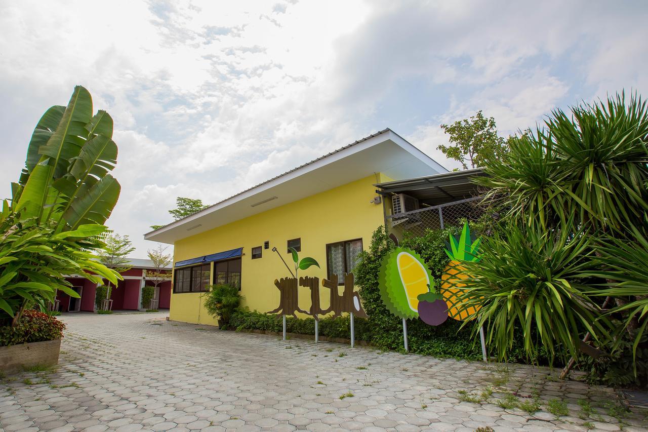 Fruit House Pattaya Motel บางละมุง ภายนอก รูปภาพ